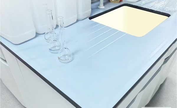 優(yōu)質(zhì)全鋼實(shí)驗(yàn)臺(tái)