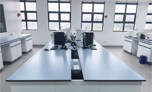 全鋼實(shí)驗(yàn)臺(tái)生產(chǎn)